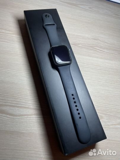 Часы apple watch 6 44 mm nike