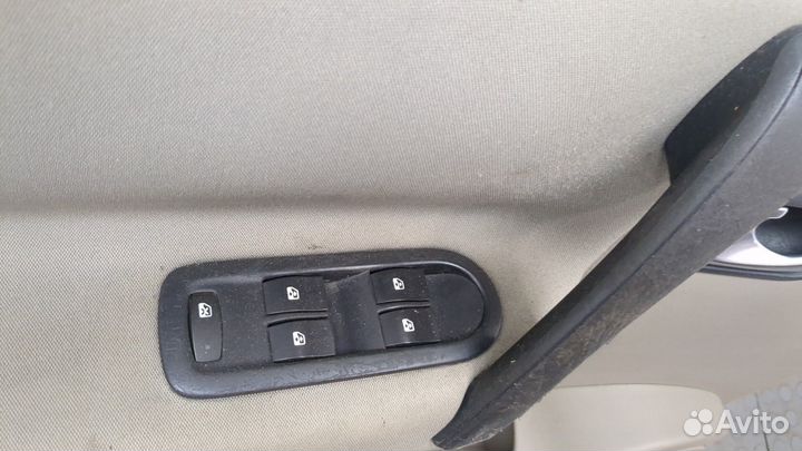 Дверь левая передняя Renault Scenic, 2005