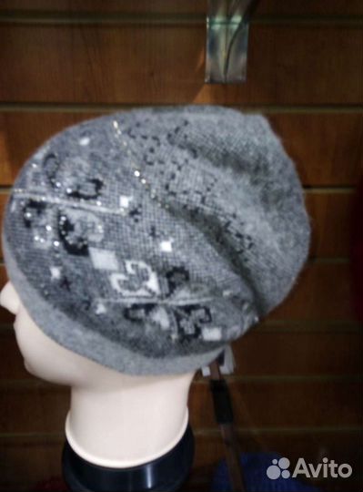 Комплект шапка с шарфом