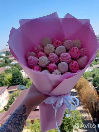 Клубника в шоколаде букеты, наборы