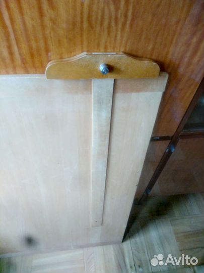 Доска для черчения с рейшиной