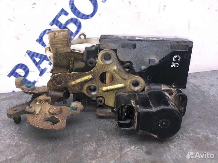 Зад прав замок двери Aveo T200