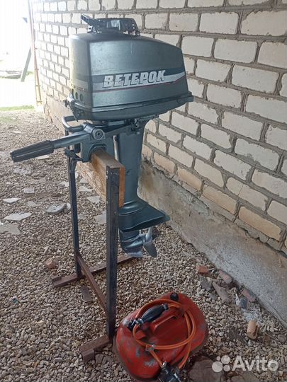 Лодочный мотор ветерок 8-12