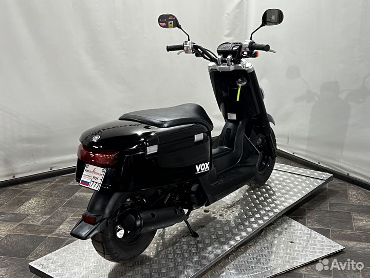 Скутер Yamaha VOX