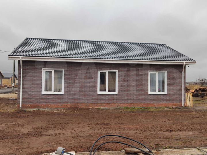 Коттедж 104 м² на участке 10 сот.