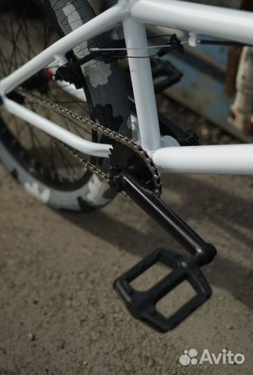 Трюковой велосипед BMX
