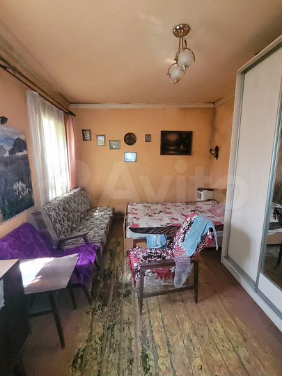 Дом 40 м² на участке 3,3 сот.