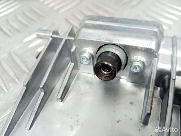 Б/У Камера на лобовое стекло#001
