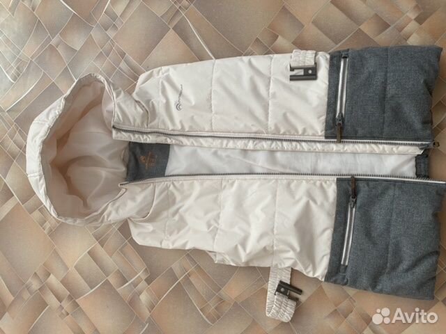 Жилетка для девочки в отличном состоянии р.140