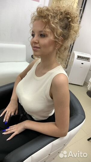 Прически, локоны (макияж)