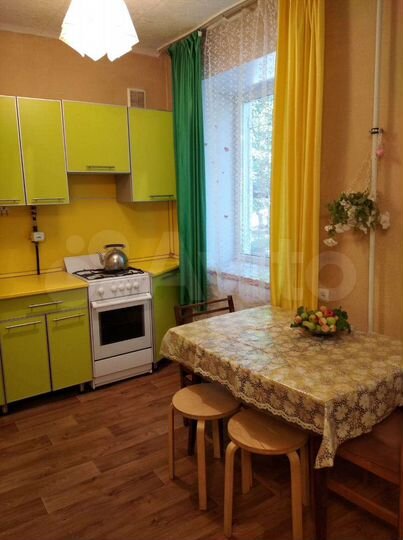 2-к. квартира, 43 м², 1/5 эт.