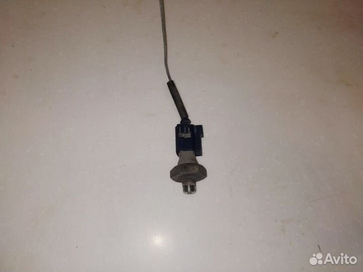MN163743 Датчик давления масла Mitsubishi