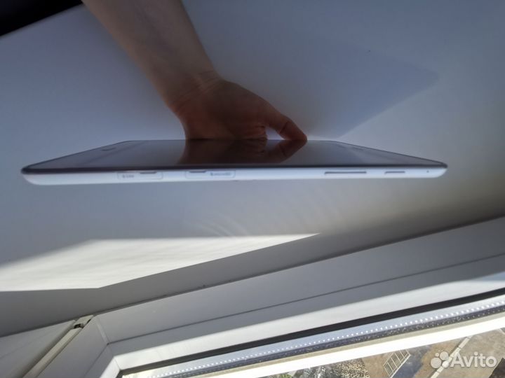 Планшет Samsung SM-T355