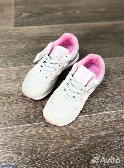 Кроссовки женские new balance