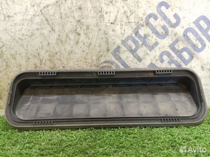 Воздушный клапан кузова задний правый Kia Optima