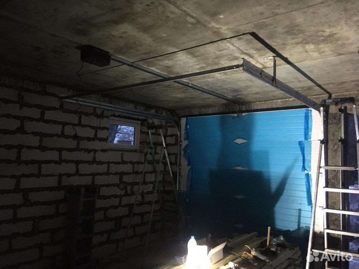 Ворота автоматические секционные 3000*2400