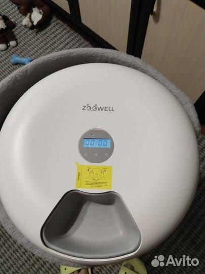 Автоматическая кормушка для собак