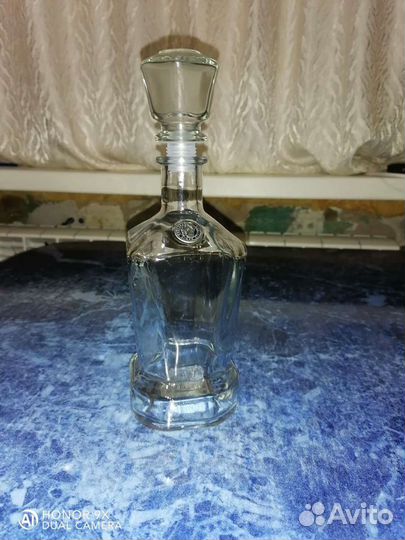 Графин бутылка