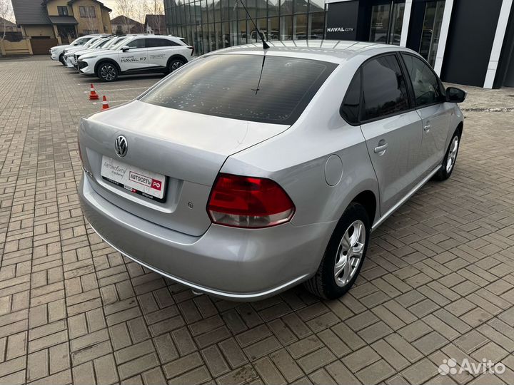 Volkswagen Polo 1.6 МТ, 2011, 241 818 км