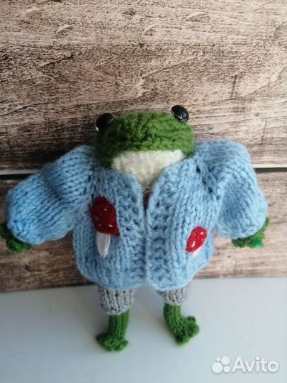 Вязаные лягушка