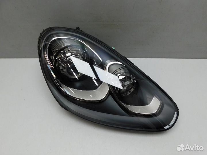 Фара правая Porsche Cayenne