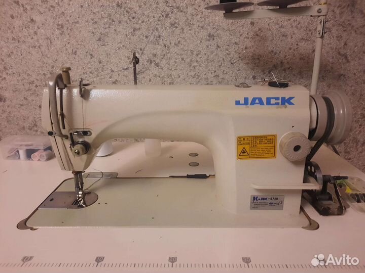 Швейная машинка