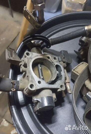 Тойота мотор 1-zzДроссельная заслонка