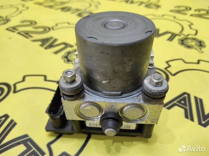 Блок ABS Subaru Forester SG5 EJ205 (2.0L empi dohc