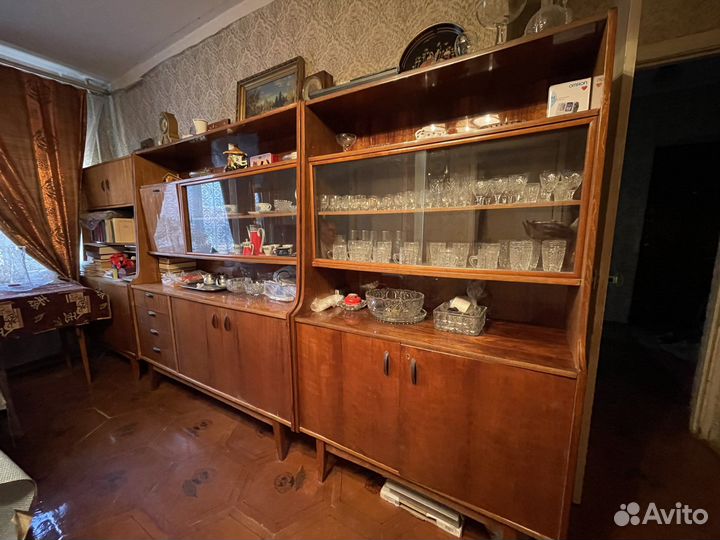 Стенка в гостиную