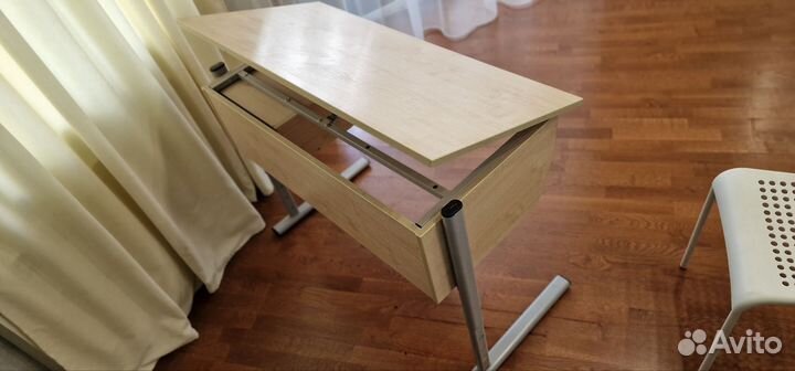 Растущая парта для школьника