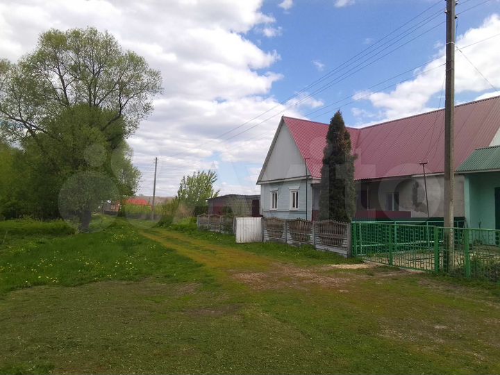 Дом 90 м² на участке 42 сот.