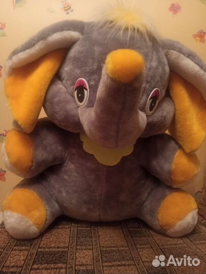 Замечательный, большой Слон