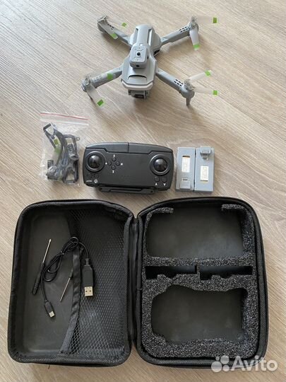 Квадрокортер дрон