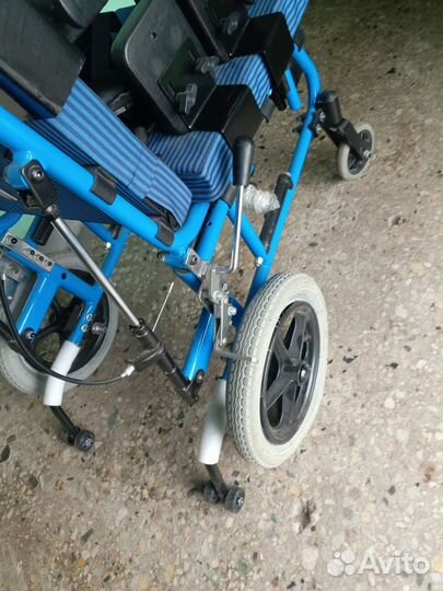 Инвалидная коляска новая детская прогулочная