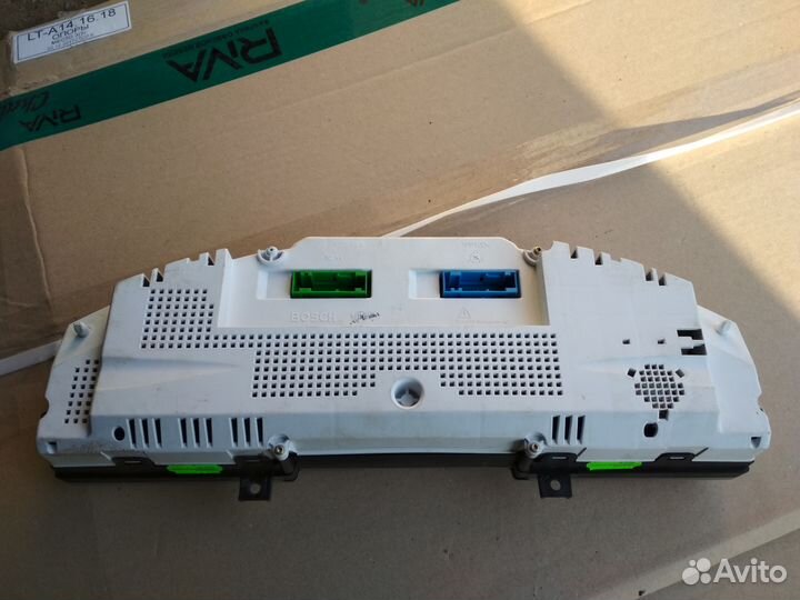 Щиток приборов (приборная панель)