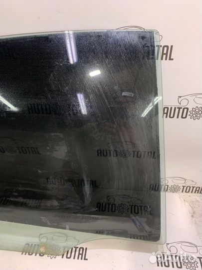 Стекло двери заднее правое Chevrolet Lacetti