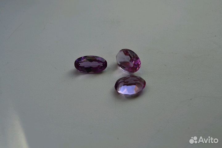 Камень Турмалин(корунд)