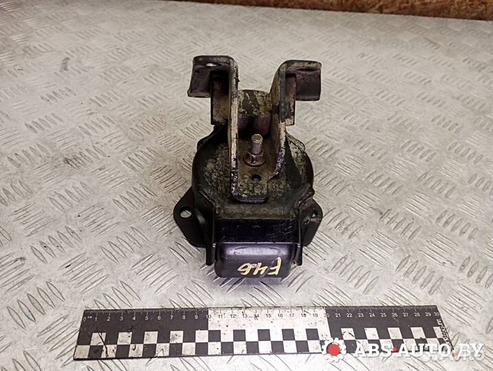 Подушка крепления двигателя Mitsubishi Pajero 3