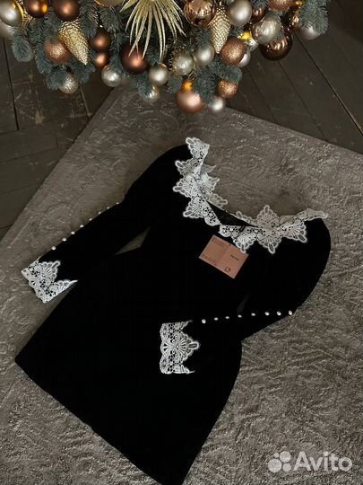 Платье MiuMiu вечернее (топ 2024)