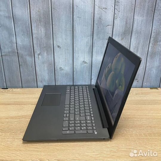 Ноутбук Lenovo IdeaPad