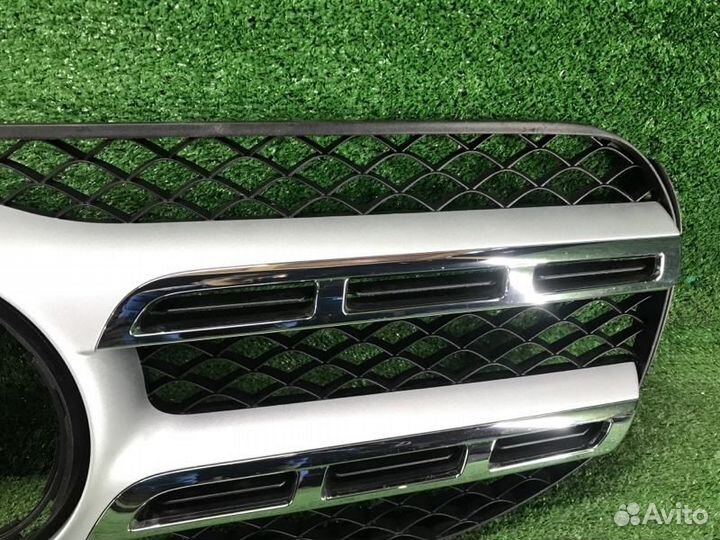Решетка радиатора Mercedes-Benz GLS-Class