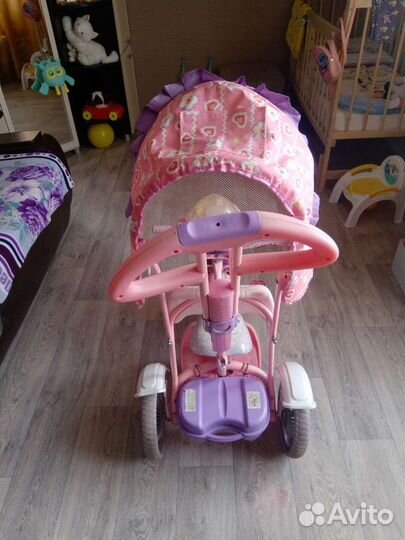 Трехколесный велосипед