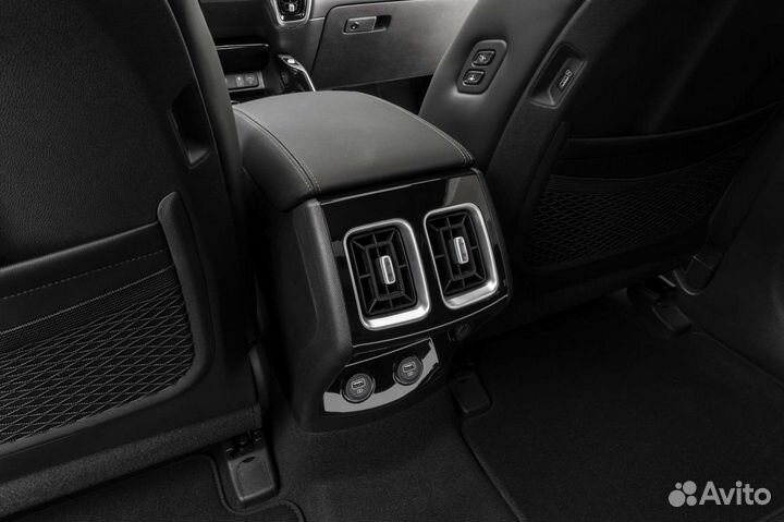 Аренда авто с водителем