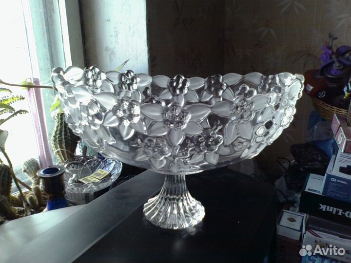 Старинная ваза