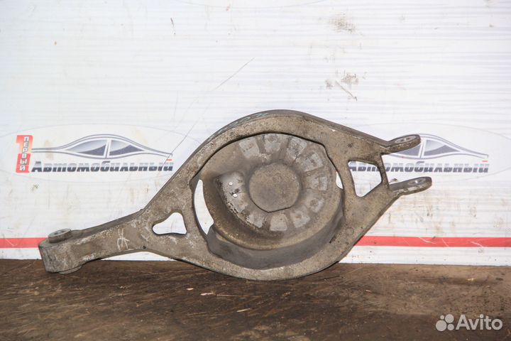 Рычаг низ зад c Nissan Skyline V35 VQ25DD