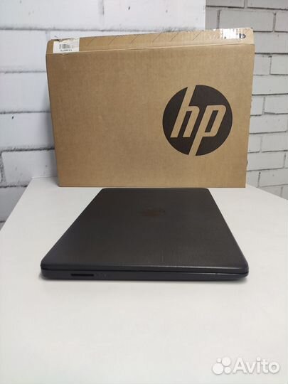 Как новый, компактный ноутбук HP (полный комплект)