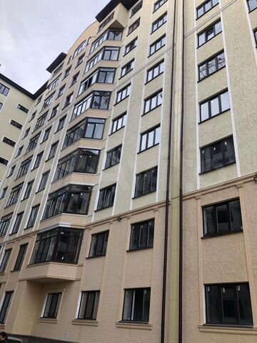 2-к. квартира, 60 м², 6/10 эт.