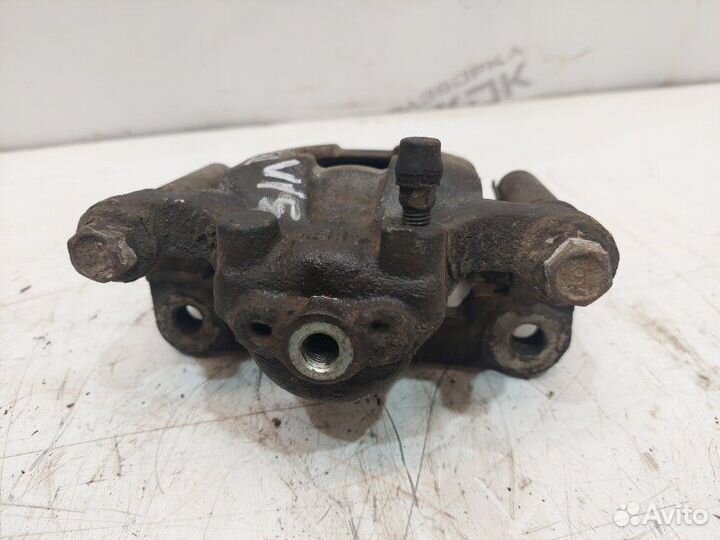 Суппорт задний левый Nissan Teana J31 (AT) VQ35