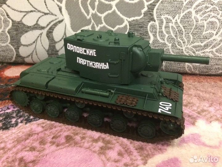 Сборные модели танки, вертолеты, машины