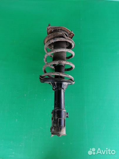 Амортизатор перед правый Hyundai Tiburon Coupe